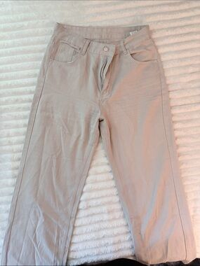 Women’s W30 Straight Leg Jeans in Light Beige